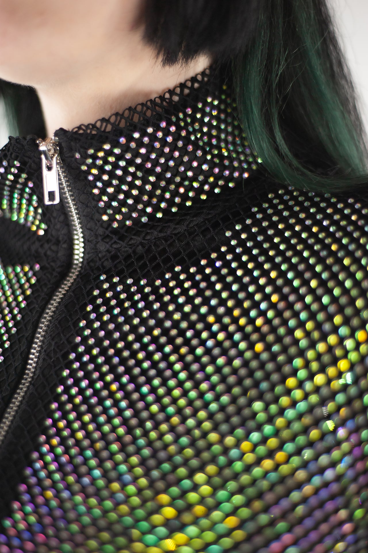 Veste courte en strass